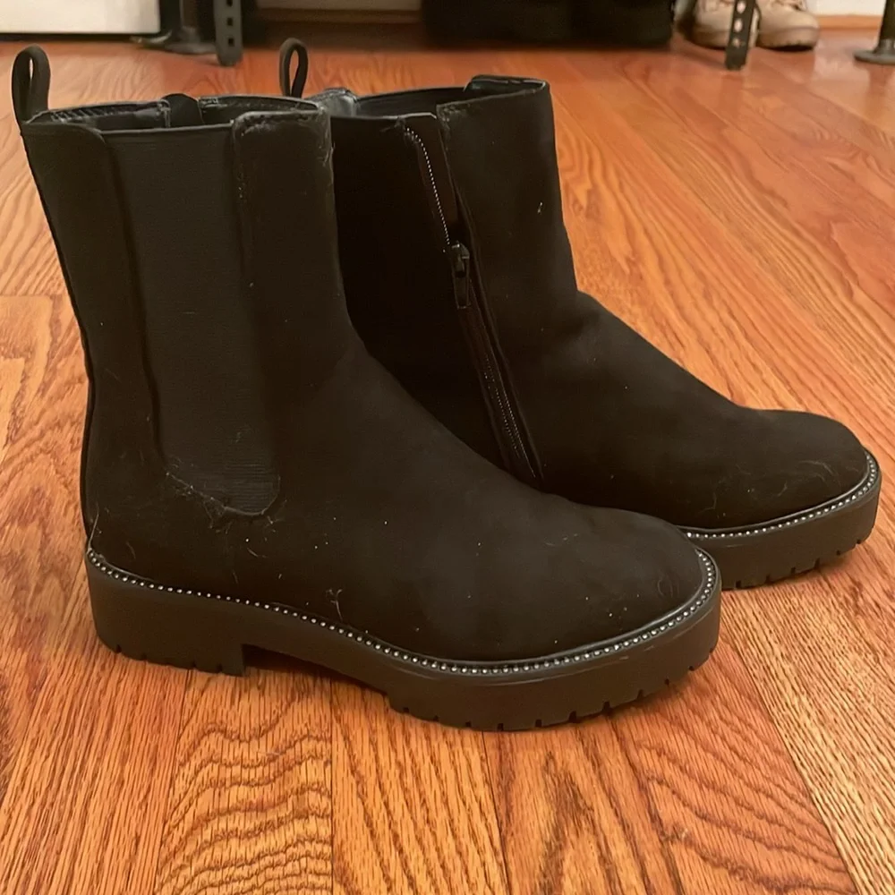 Fun Boots 🥾 - Picture 8 of 9